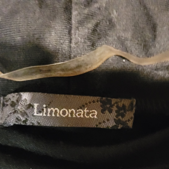 🔥🔥HP🔥🔥10-17-23🔥🔥NWOT WOMENS LIMONATA BATWING CARDIGAN BLACK SIZE S - Picture 3 of 3